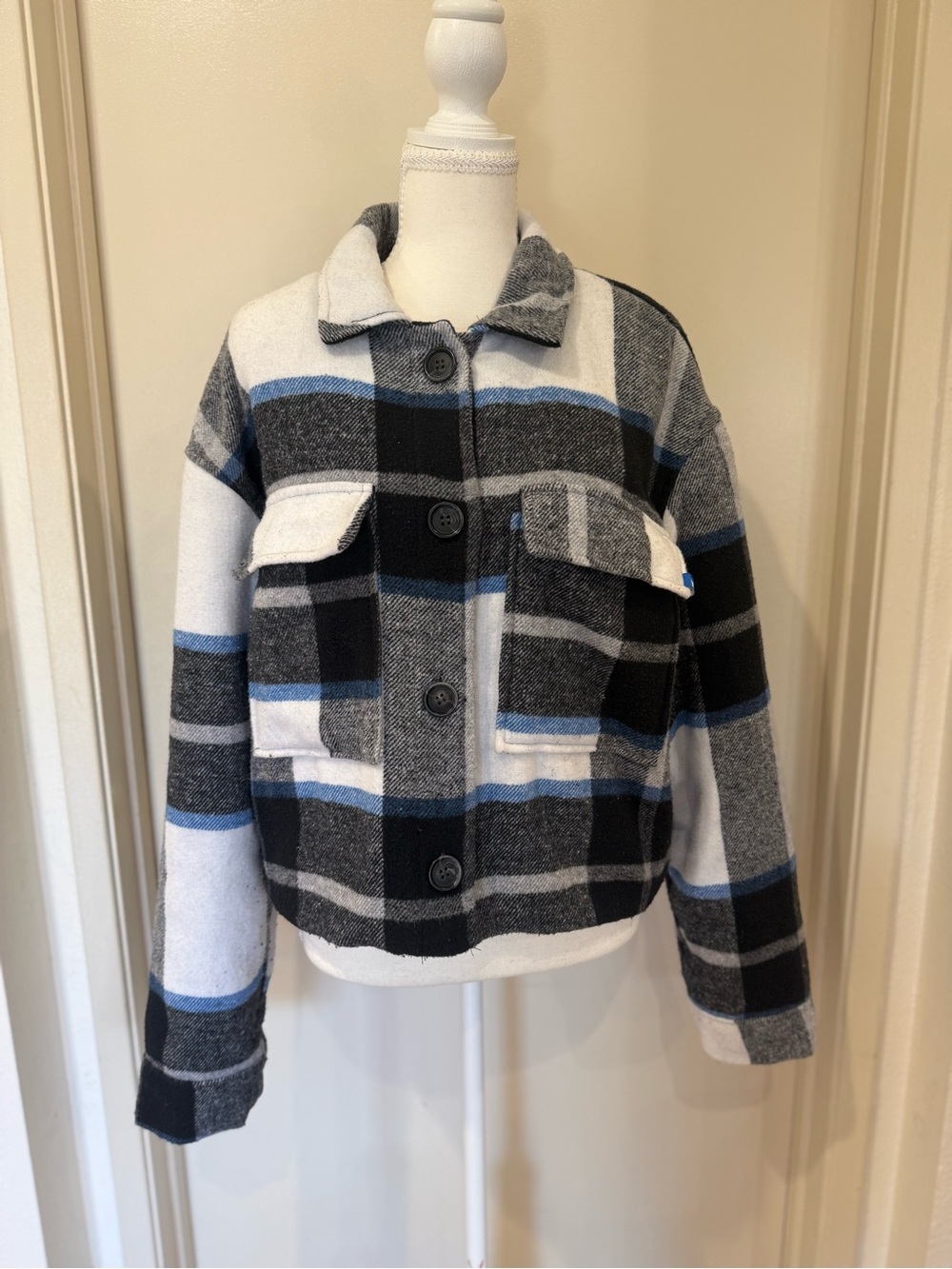 Hurley Sherpa Lined Plaid Women’s Cropped Jacket Size XL